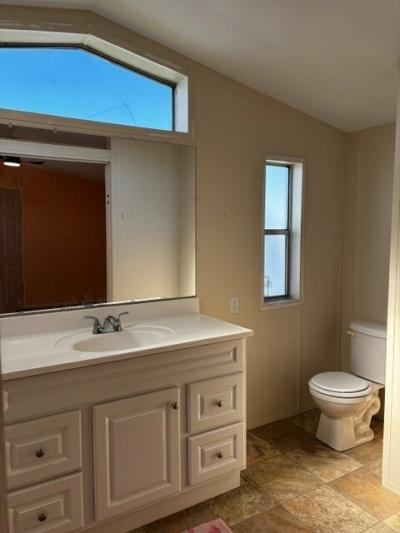 Photo 5 of 9 of home located at 43417 Bordeaux Ave #710 Sterling Heights, MI 48314