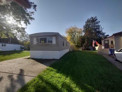 Photo 4 of 14 of home located at 5216 Jon Paul Dr. White Lake, MI 48383