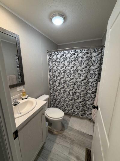 Photo 5 of 11 of home located at 2216 Evergreen St Wixom, MI 48393