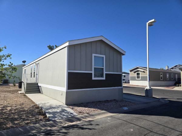 2017 CMH Manufacturing west Mobile Home For Sale