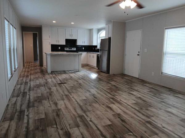Photo 1 of 2 of home located at 305 W Elms Road #15D Killeen, TX 76542