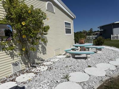 Photo 4 of 40 of home located at 823 Calamondin Ct North Fort Myers, FL 33917