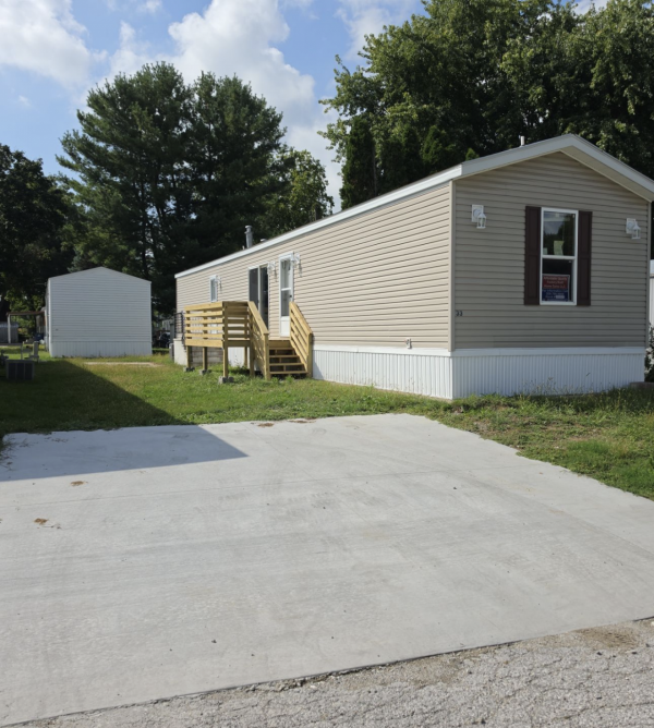Photo 1 of 1 of home located at 8603 Knoxville Road Lot# 33 Milan, IL 61264