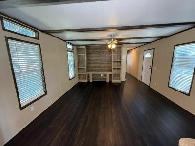 Photo 2 of 27 of home located at 14146 Interstate 35 Access Road Von Ormy, TX 78073