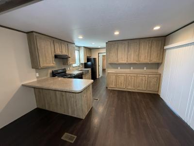 Photo 3 of 27 of home located at 14146 Interstate 35 Access Road Von Ormy, TX 78073