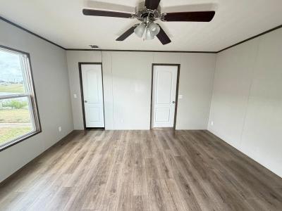 Photo 5 of 12 of home located at 4343 Katy Hockley Rd Unit 252 Katy, TX 77493