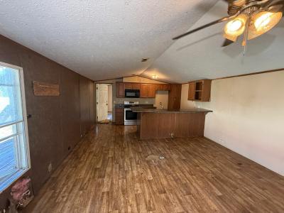 Photo 4 of 23 of home located at 817 Flour Bluff Drive Corpus Christi, TX 78418