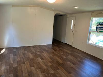 Photo 4 of 10 of home located at 143 Jenkins Road Opelika, AL 36804