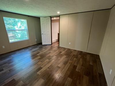 Photo 5 of 10 of home located at 143 Jenkins Road Opelika, AL 36804