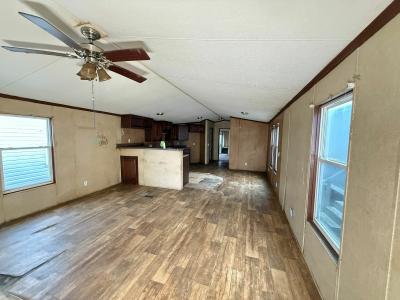 Photo 4 of 11 of home located at 15743 U.s. 59 Splendora, TX 77372