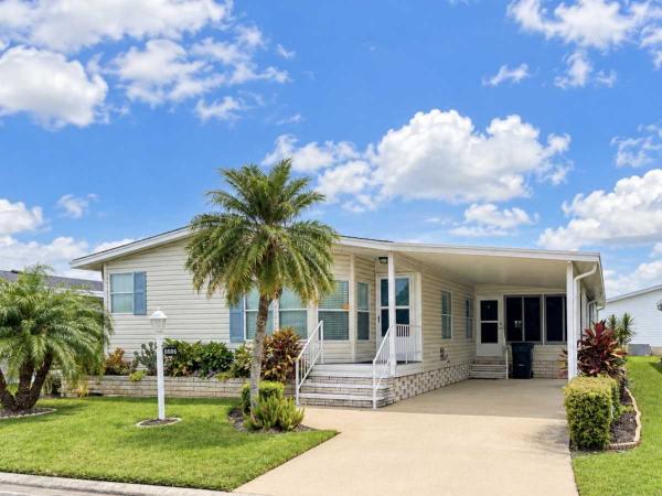 Photo 1 of 2 of home located at 8608 26th Ave E Palmetto, FL 34221