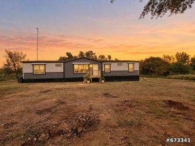 Mobile Home at 195 Karisch Rd La Grange, TX 78945