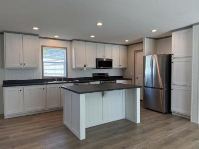 Mobile Home at 17110 Kropf Avenue Davisburg, MI 48350