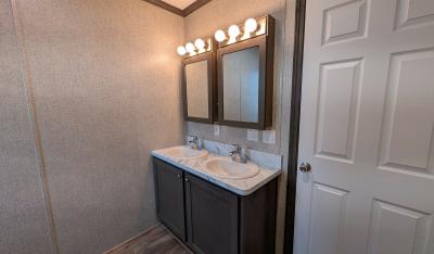 Photo 5 of 8 of home located at 2646 E Campbell Ct Highland, MI 48357