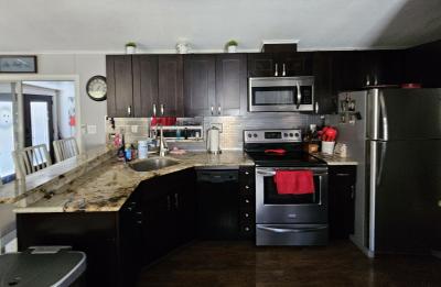 Photo 5 of 14 of home located at 7125 Fruitville Rd., Site 1373 Sarasota, FL 34240