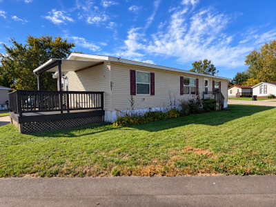 Photo 2 of 10 of home located at 297 Blue Oak Drive Coopersville, MI 49404