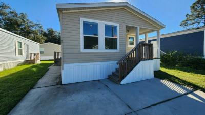 Photo 5 of 13 of home located at 6539 Townsend Rd, #75 Jacksonville, FL 32244
