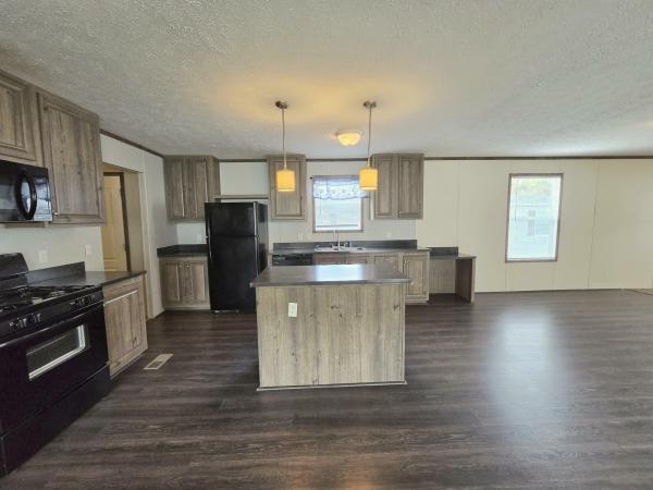 2018 Clayton Homes Inc Mobile Home For Sale