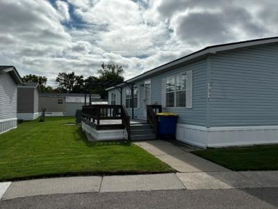 Photo 2 of 13 of home located at 7012 Versaille Ave #744 Sterling Heights, MI 48314