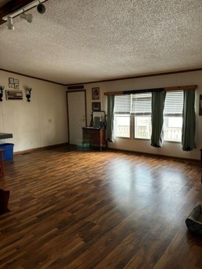 Photo 3 of 13 of home located at 7012 Versaille Ave #744 Sterling Heights, MI 48314