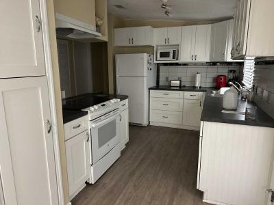 Photo 4 of 15 of home located at 4628 Armitage Pl Lakeland, FL 33801
