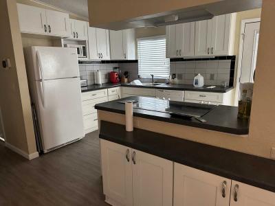 Photo 5 of 15 of home located at 4628 Armitage Pl Lakeland, FL 33801