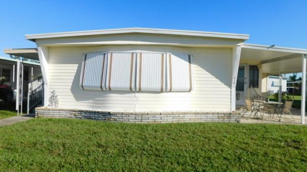 Photo 1 of 2 of home located at 315 Diamond Head Drive Bradenton, FL 34207