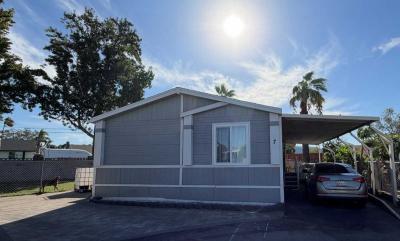 Mobile Home at 250 N Linden Ave Space 7 Rialto, CA 92376