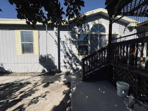 1994 SKYLINE WOOD MANOR Manufactured Home