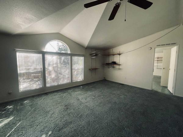 1994 SKYLINE WOOD MANOR Manufactured Home