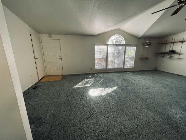 1994 SKYLINE WOOD MANOR Manufactured Home