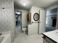 1994 SKYLINE WOOD MANOR Manufactured Home
