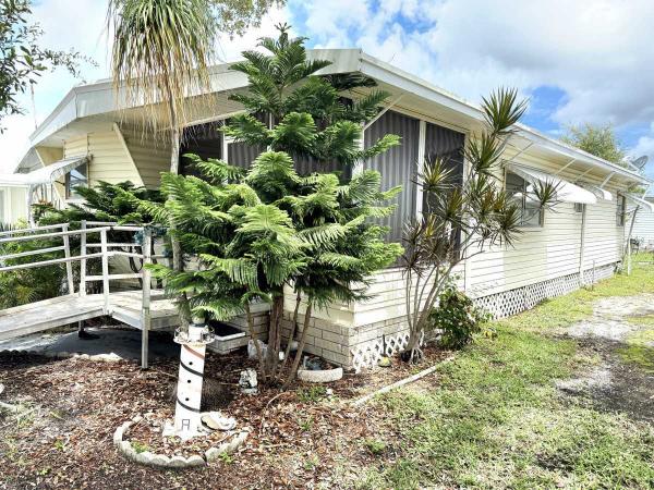 AGE 40+ PARK Mobile Home