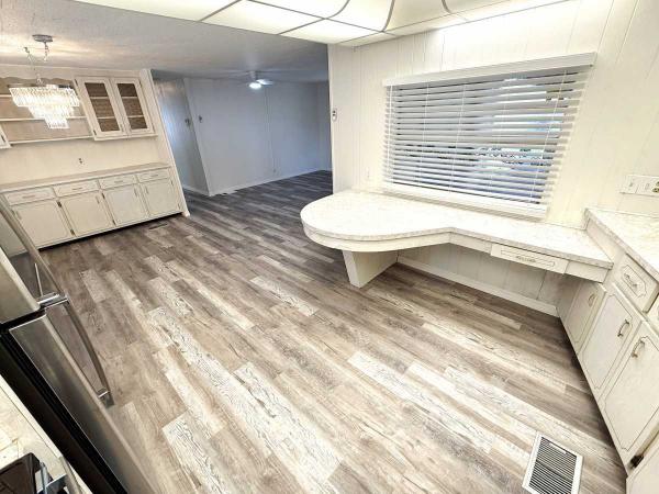 AGE 40+ PARK Mobile Home
