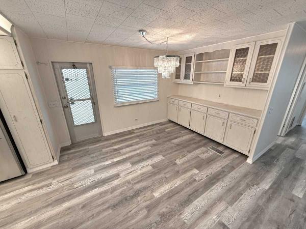 AGE 40+ PARK Mobile Home