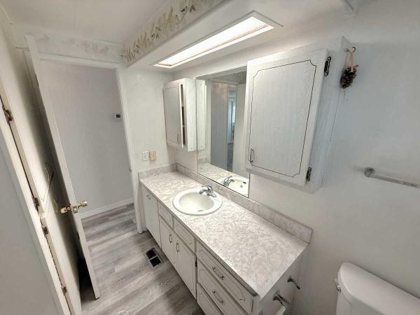 AGE 40+ PARK Mobile Home