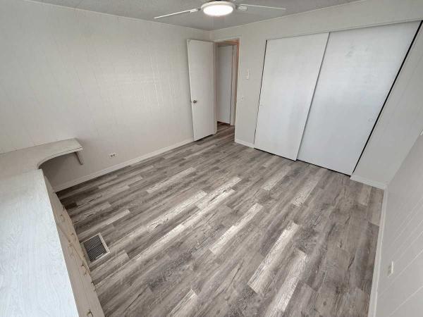 AGE 40+ PARK Mobile Home