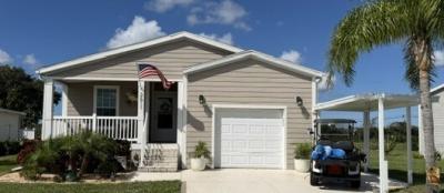 Photo 4 of 41 of home located at 2611 Pier Drive Ruskin, FL 33570