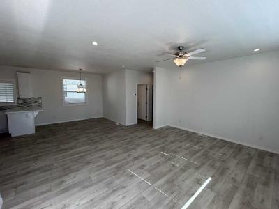 Photo 4 of 33 of home located at 3444 W Center Street #94 Riverside, CA 92501