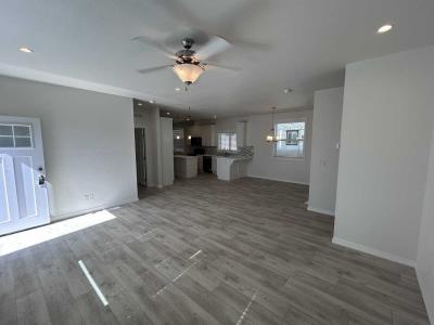 Photo 5 of 33 of home located at 3444 W Center Street #94 Riverside, CA 92501