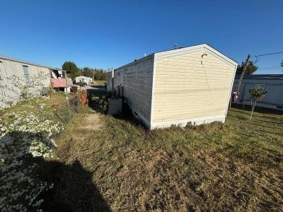 Photo 2 of 14 of home located at 95 Spurlin Trailer Court Richmond, KY 40475