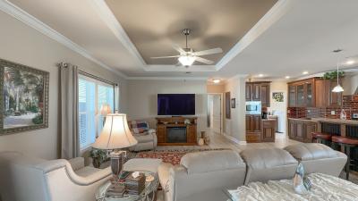 Photo 3 of 20 of home located at 944 W Norman St Lady Lake, FL 32159