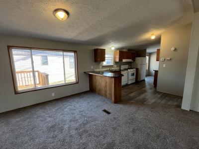 Photo 2 of 11 of home located at 4540 W Cornwall Cir Sterling Heights, MI 48310