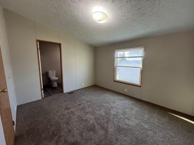 Photo 4 of 11 of home located at 4540 W Cornwall Cir Sterling Heights, MI 48310