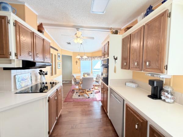 1987 Palm Harbor HS Mobile Home