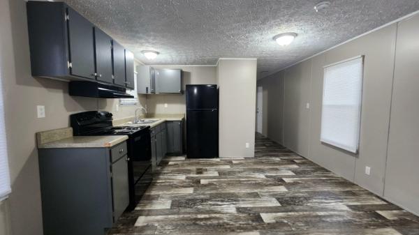2005 Horton Homes Inc Mobile Home For Sale
