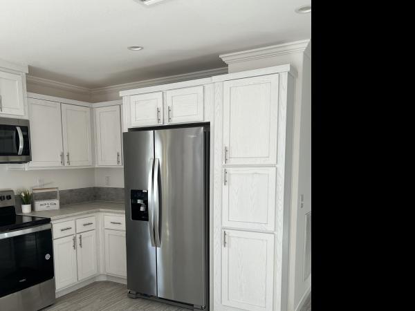 2023 Homes of Merit Community HOMCS-HC4522B Mobile Home