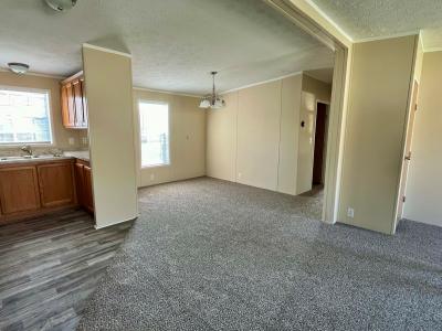 Photo 4 of 9 of home located at 24394 Manchester Drive Brownstown, MI 48134