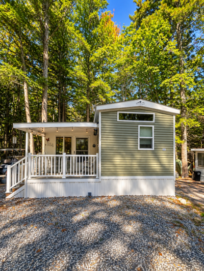 Mobile Home at 261 Point Sebago Road, Lot S0884 Casco, ME 04015