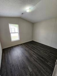 2018 S125411S01  Home